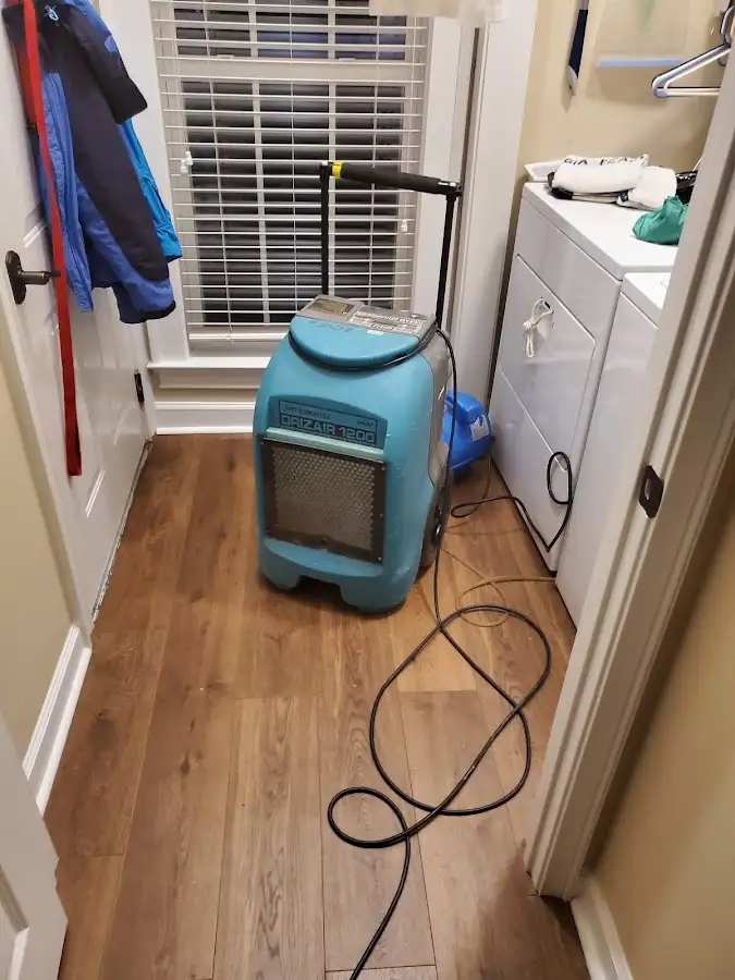 Commercial dehumidifier deployed for Crawl Space Restoration in Diamond Springs